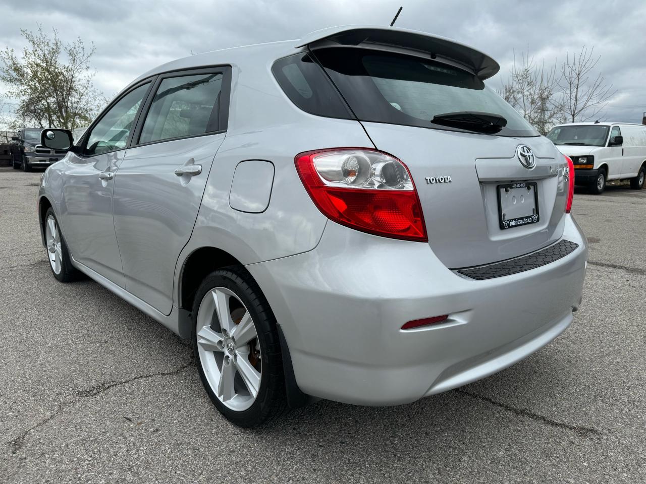 2010 Toyota Matrix XR - Photo #7