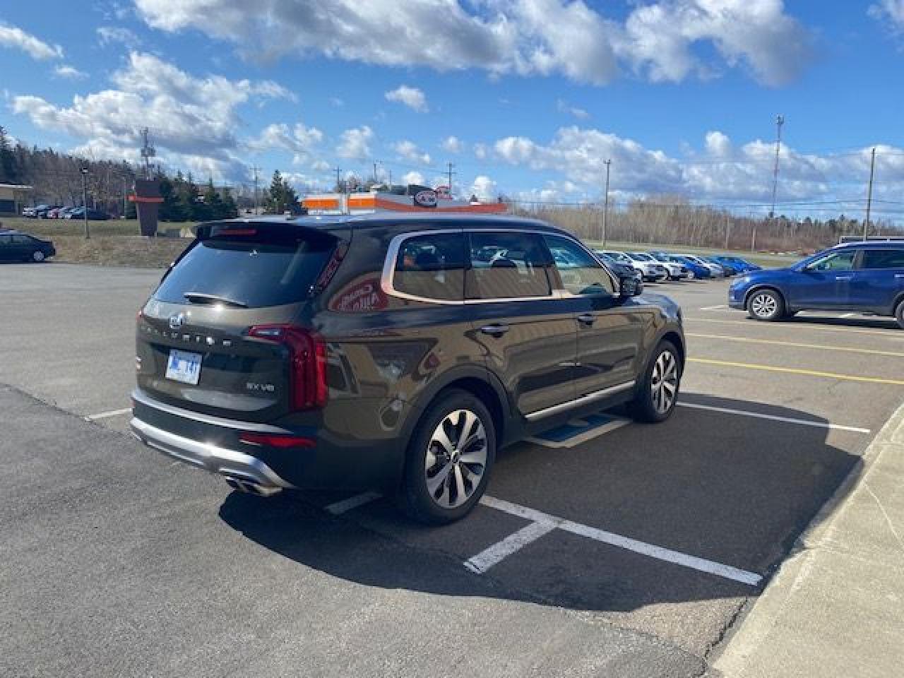 2021 Kia Telluride SX AWD - Photo #3