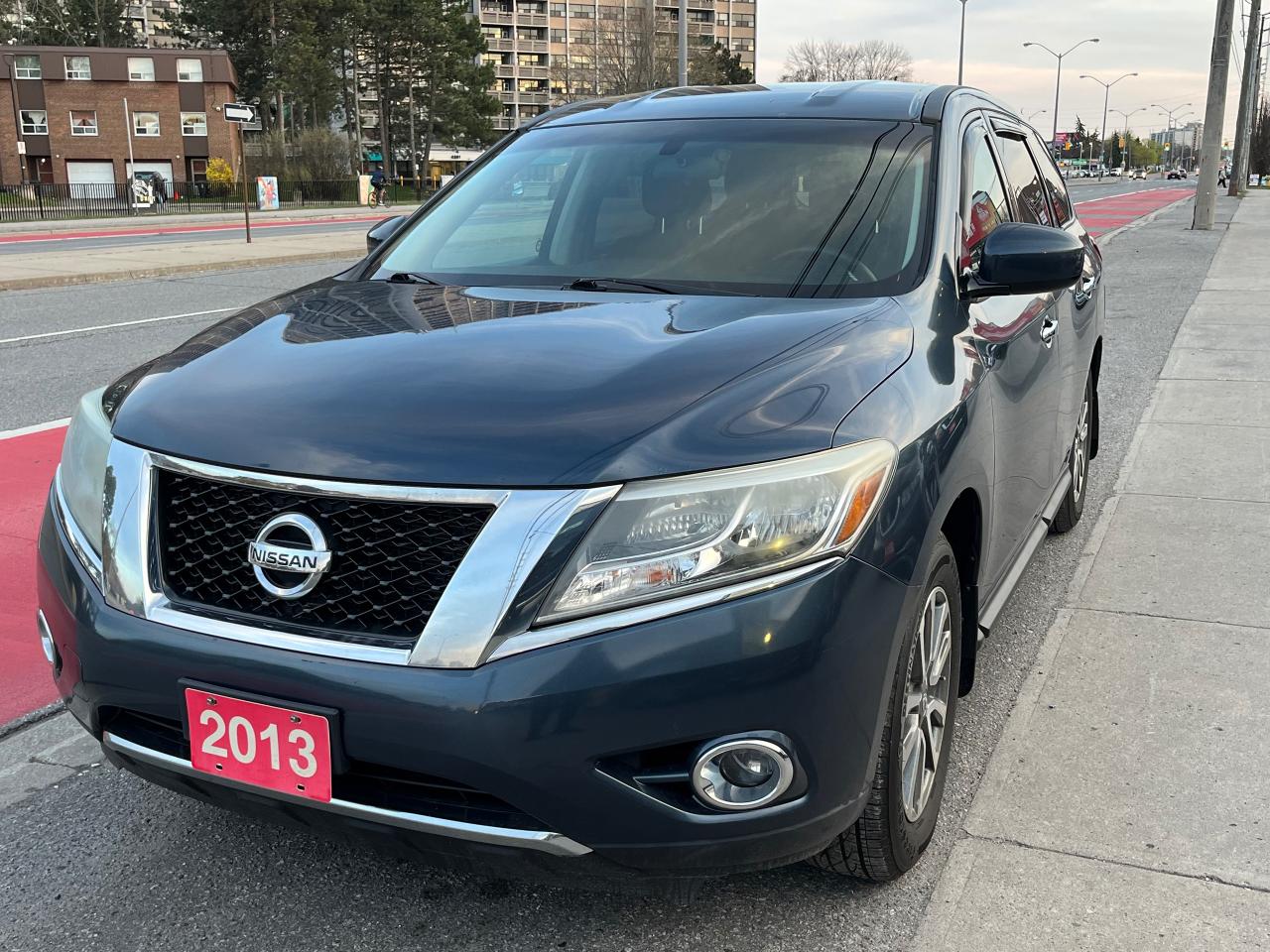 2013 Nissan Pathfinder S-EXTRA CLEAN-7 SEASTS- BK UP CAM- BLUETOOTH-AUX Photo2