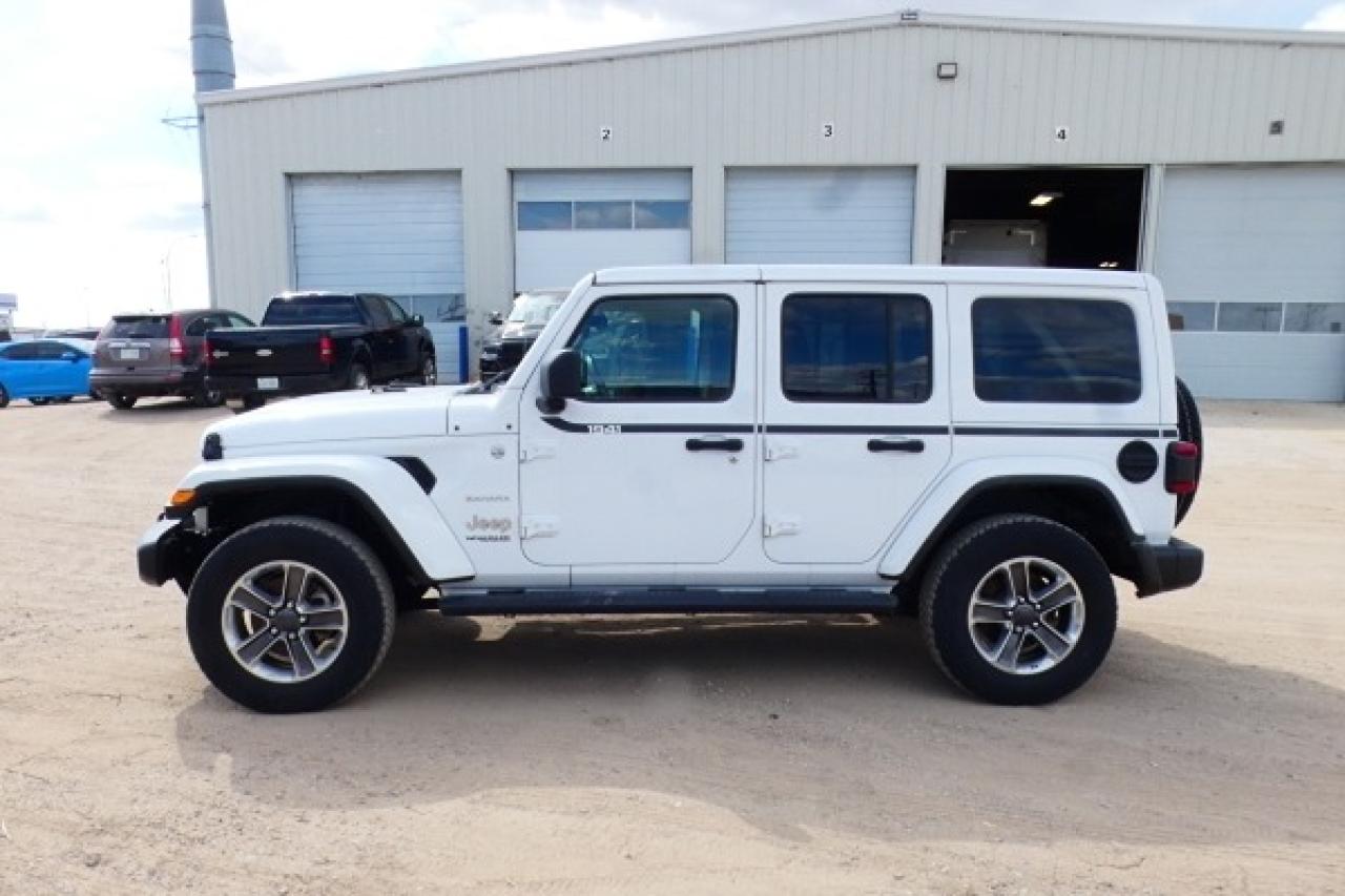 2021 Jeep Wrangler Unlimited Sahara 4x4 w/Htd cloth, NAV, BUC - Photo #1