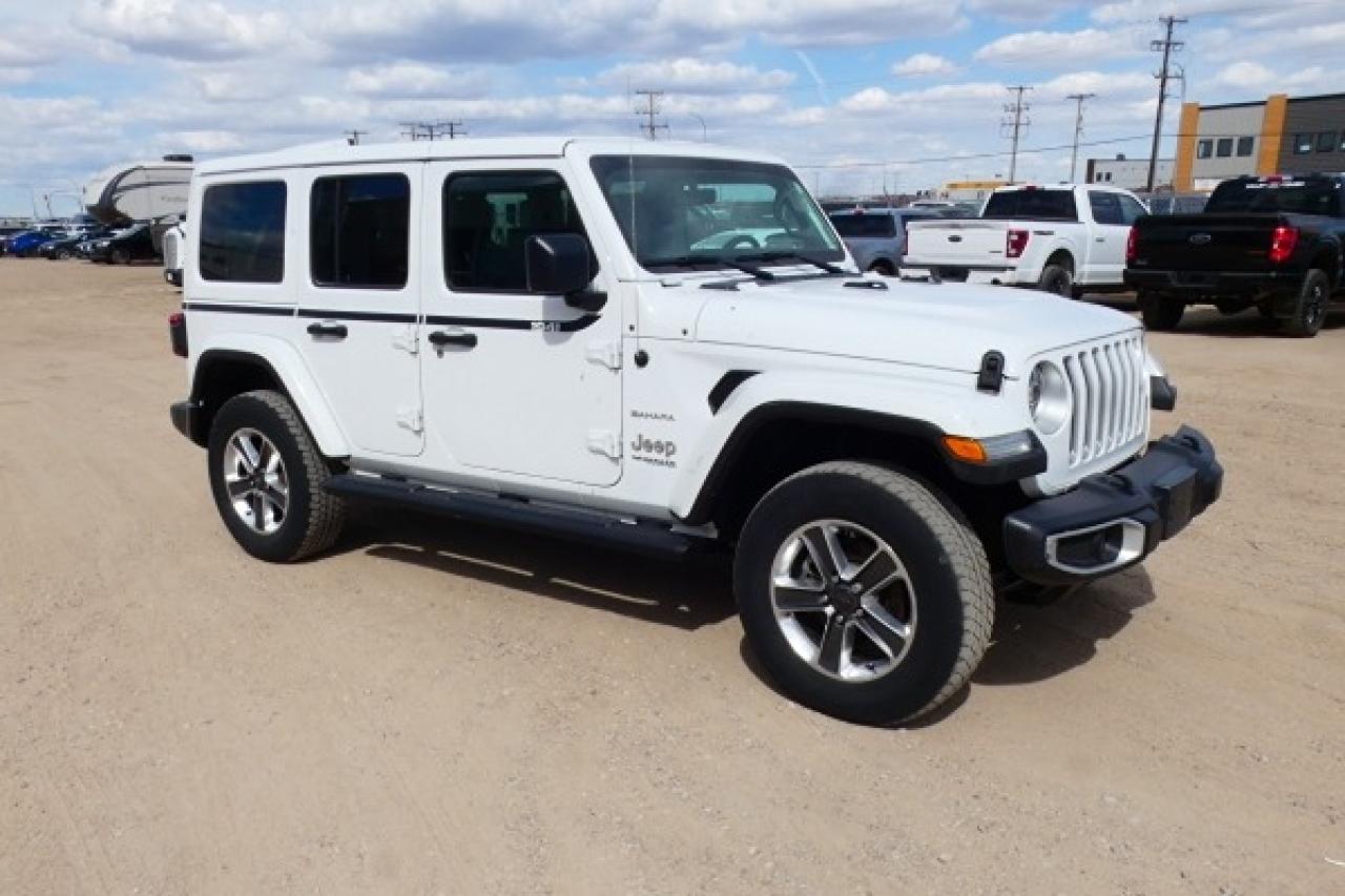 2021 Jeep Wrangler Unlimited Sahara 4x4 w/Htd cloth, NAV, BUC - Photo #4