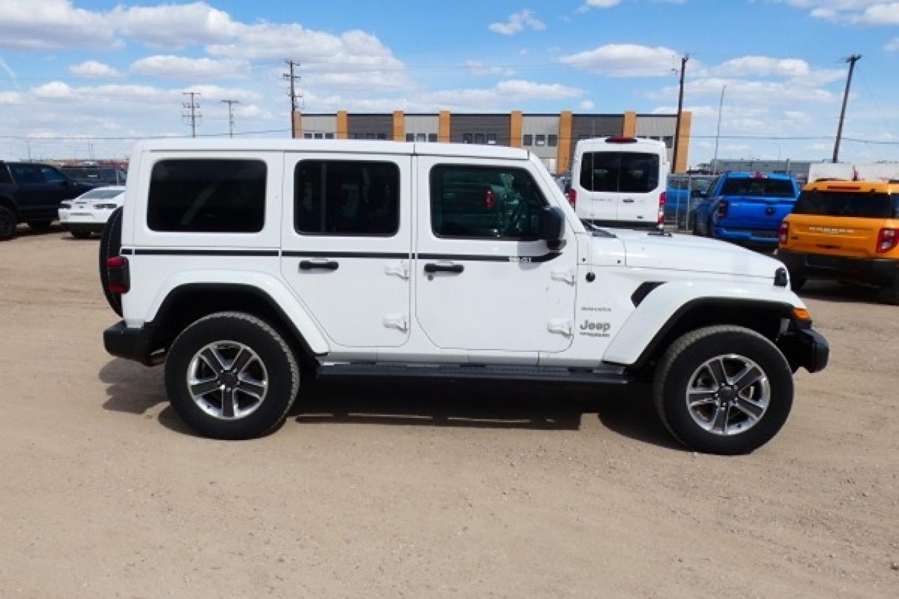 2021 Jeep Wrangler Unlimited Sahara 4x4 w/Htd cloth, NAV, BUC - Photo #5