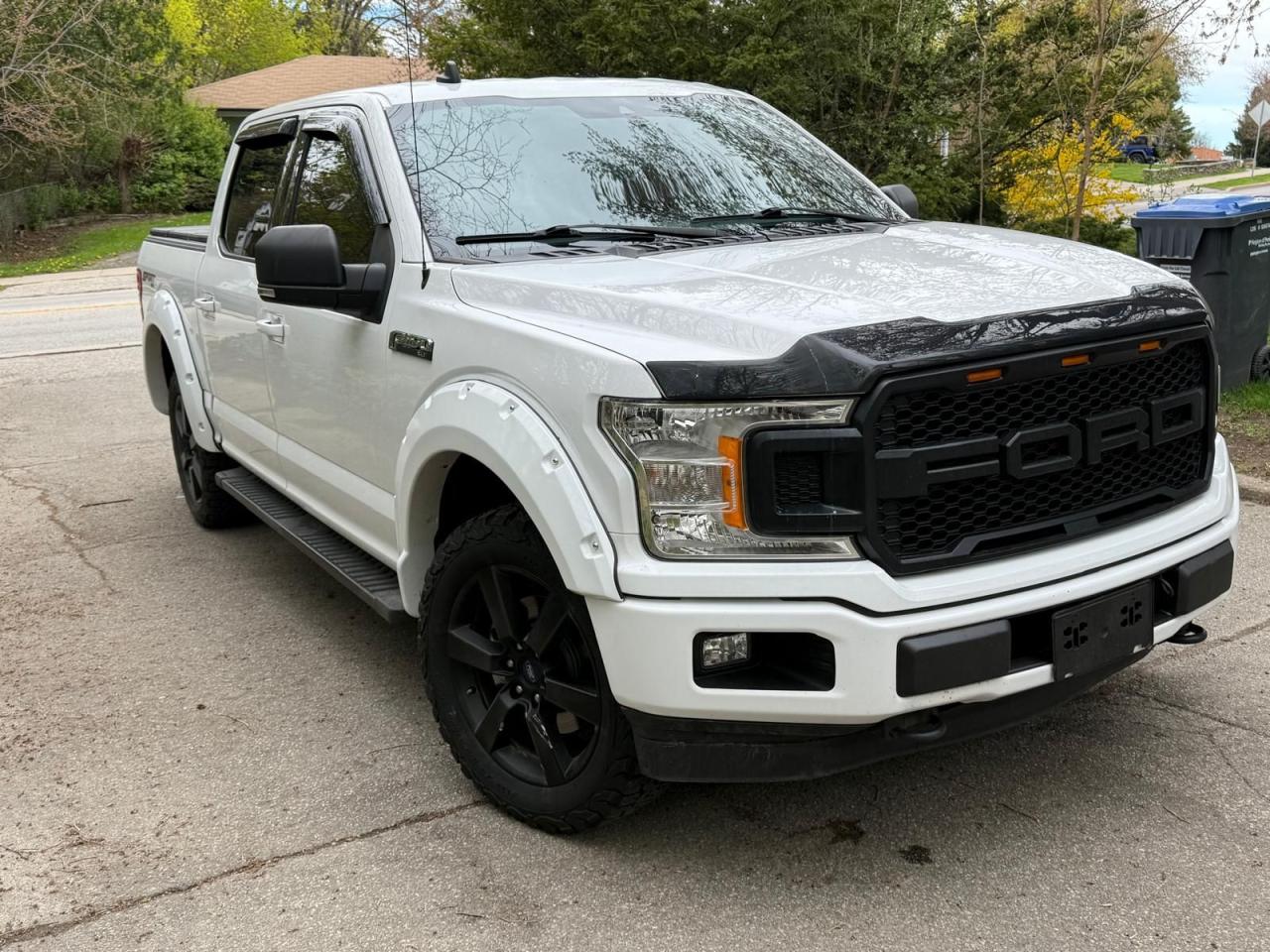 2019 Ford F-150 XLT - Photo #2