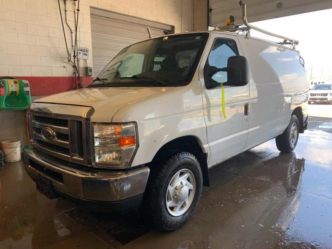 Used 2011 Ford Econoline E150 VAN for sale in Innisfil, ON