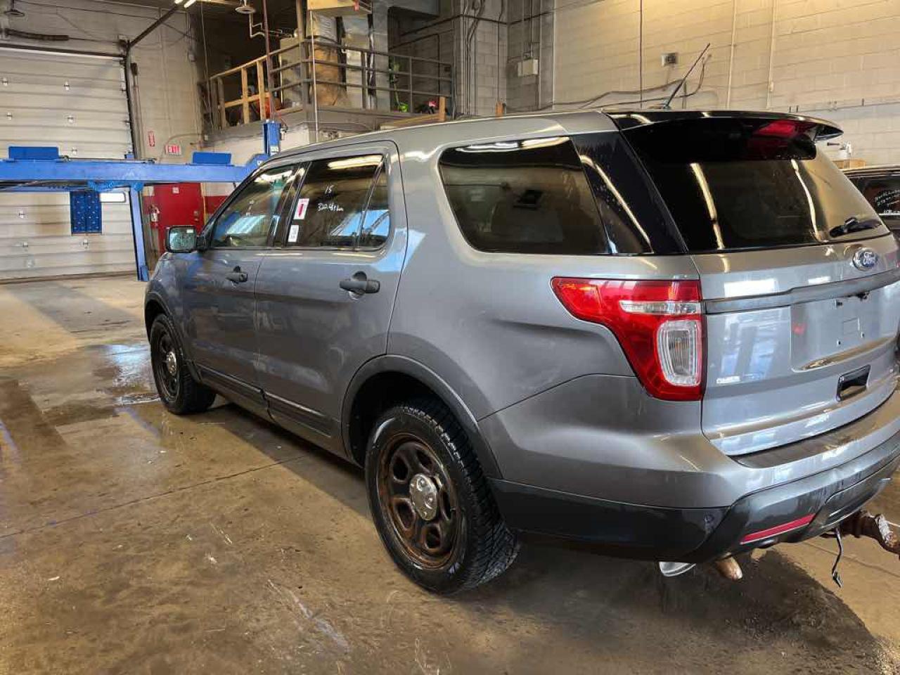 2015 Ford Explorer Police IN - Photo #6