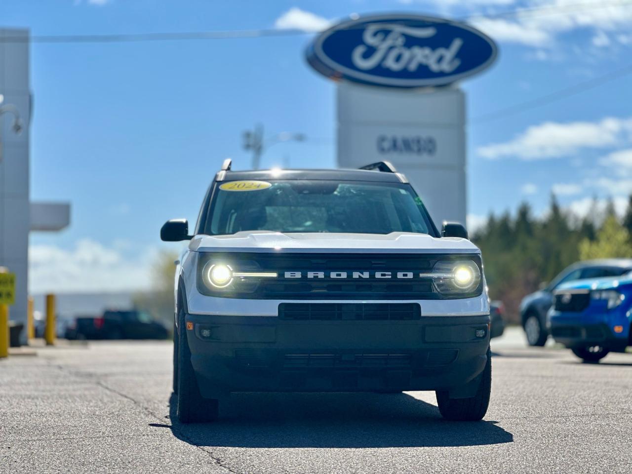 2024 Ford Bronco Sport OUTERBANKS AWD W/ TECH PACKAGE Photo1