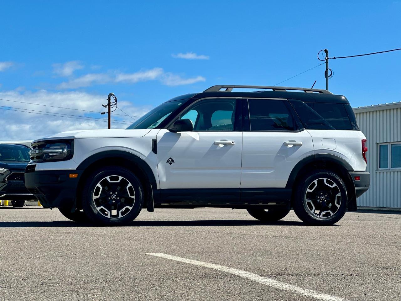 2024 Ford Bronco Sport OUTERBANKS AWD W/ TECH PACKAGE Photo3