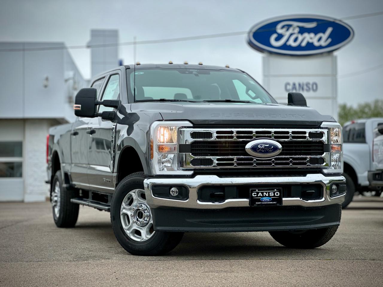 2025 Ford F-350 Super Duty SRW XLT 4WD CREW CAB 6.75' BOX Photo0