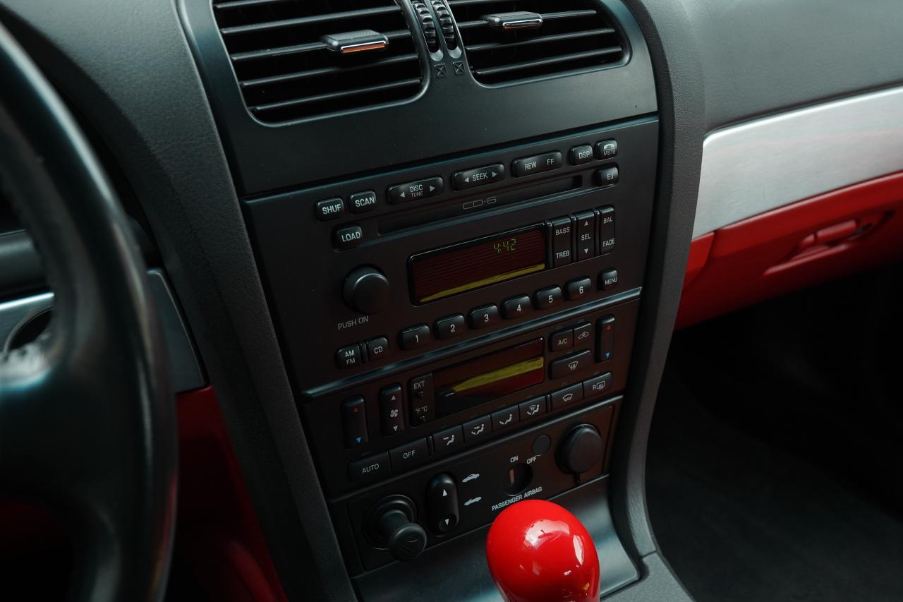 2002 Ford Thunderbird  - Photo #12