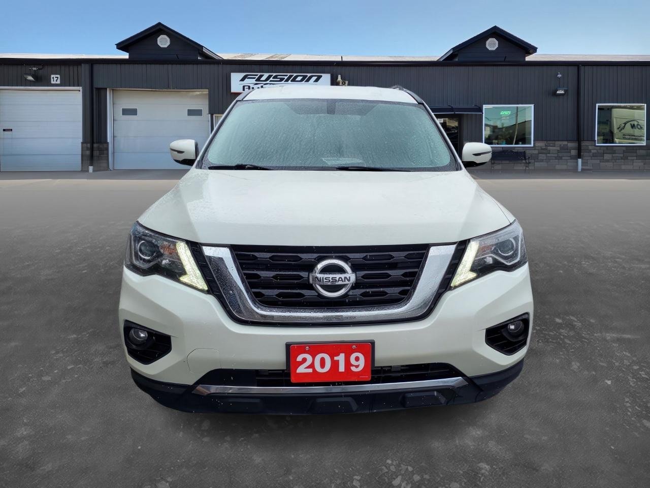 2019 Nissan Pathfinder SV Tech-LEATHER-NAVIGATION-7PASS-HEATED SEATS - Photo #8
