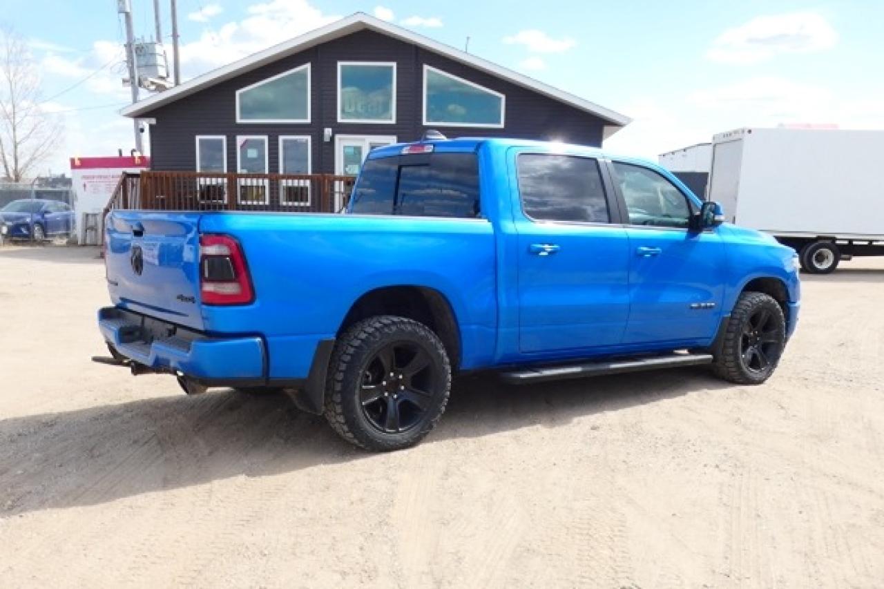 2022 Dodge Ram 1500 Sport Crew w/Htd L.wrap, pano S/R, NAV, BUC - Photo #6