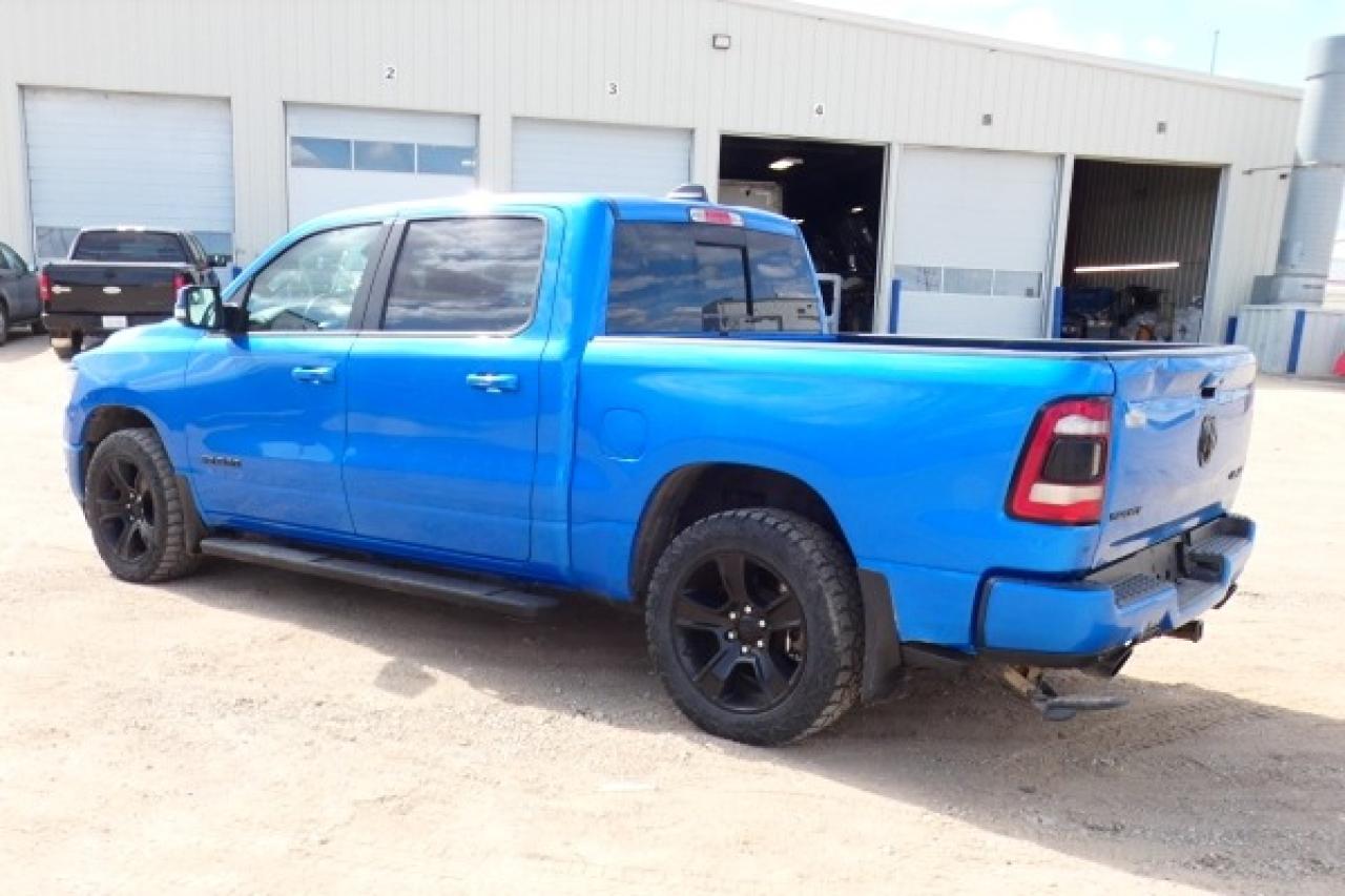 2022 Dodge Ram 1500 Sport Crew w/Htd L.wrap, pano S/R, NAV, BUC - Photo #8
