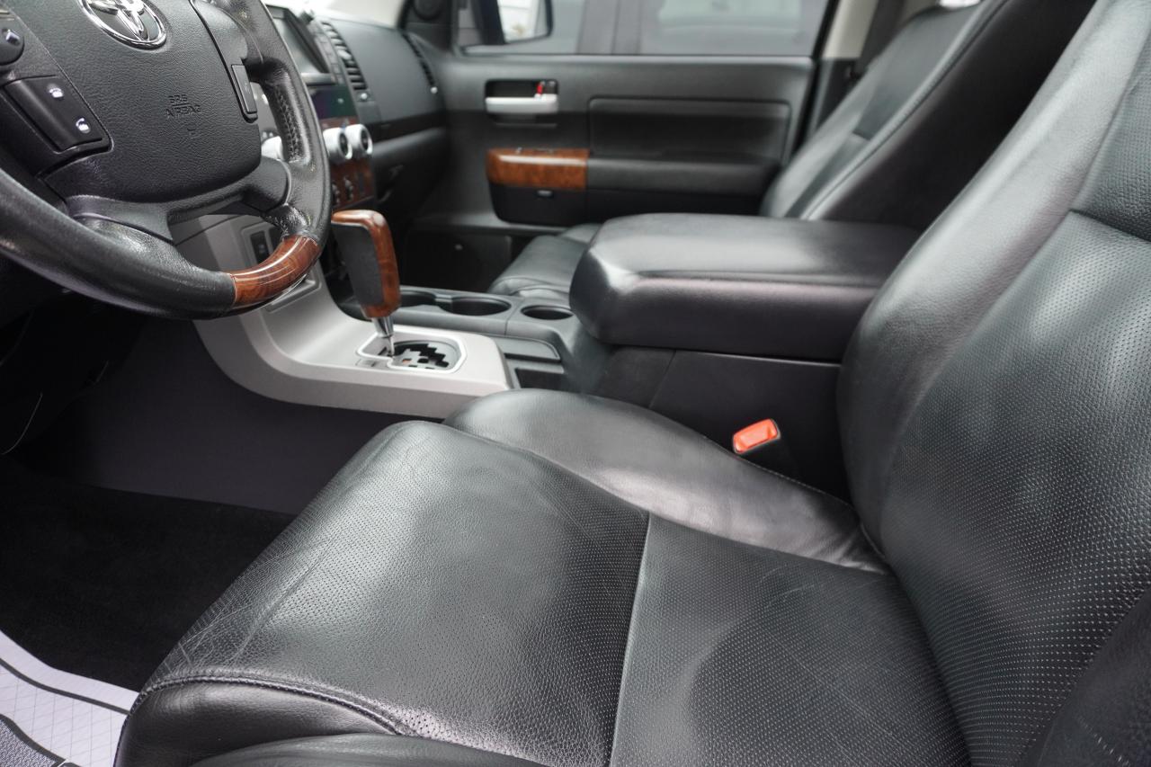 2013 Toyota Tundra CREWMAX / PLATINUM/ NO ACCIDENTS/ LOCAL TRUCK/ 5.7 - Photo #10