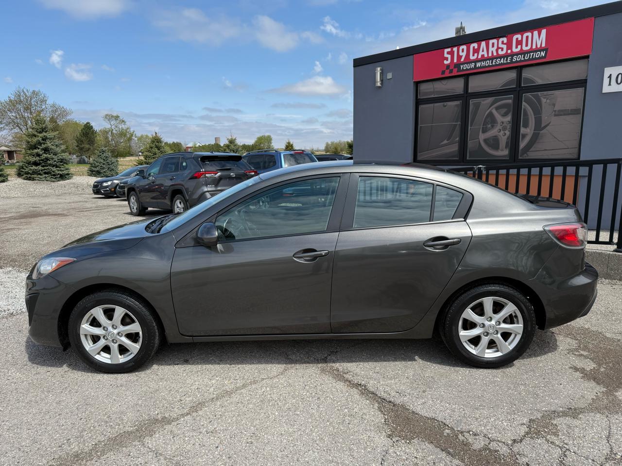 2011 Mazda MAZDA3 GX | Low KM | Power Package | A/C - Photo #3