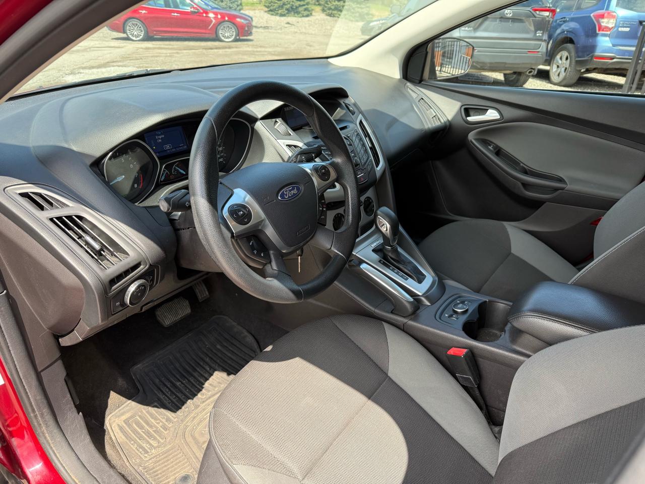2013 Ford Focus SE | Heated Seats | Cruise Control | Rear Park Aid - Photo #9