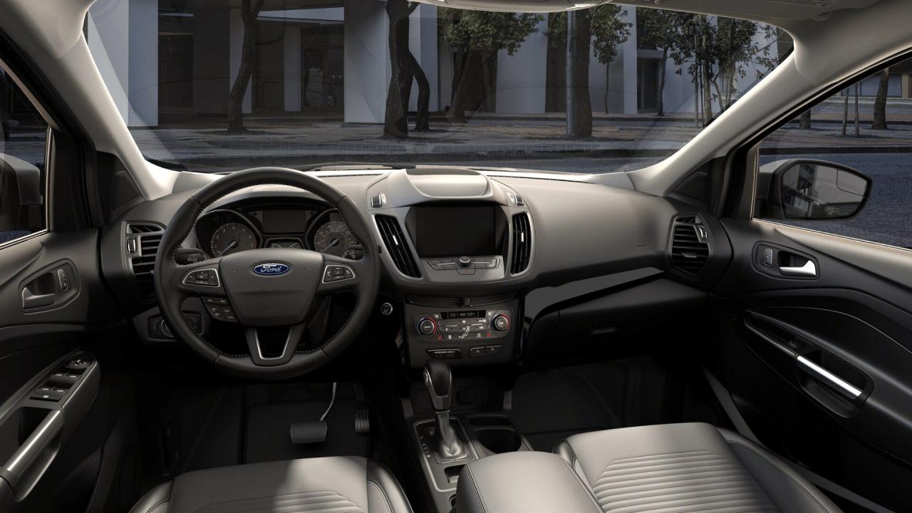 2019 Ford Escape Titanium Photo5