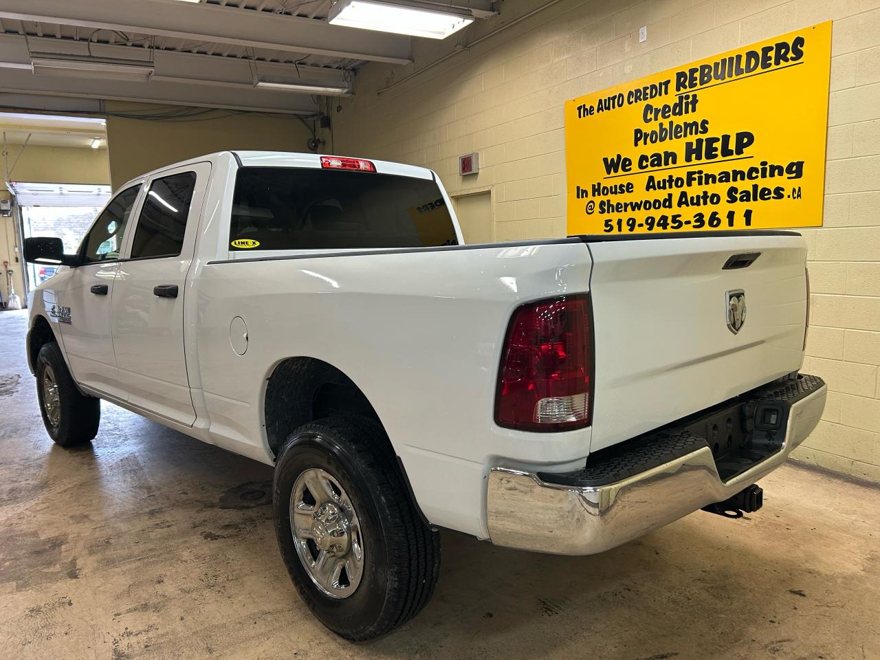2017 RAM 2500 ST - Photo #6