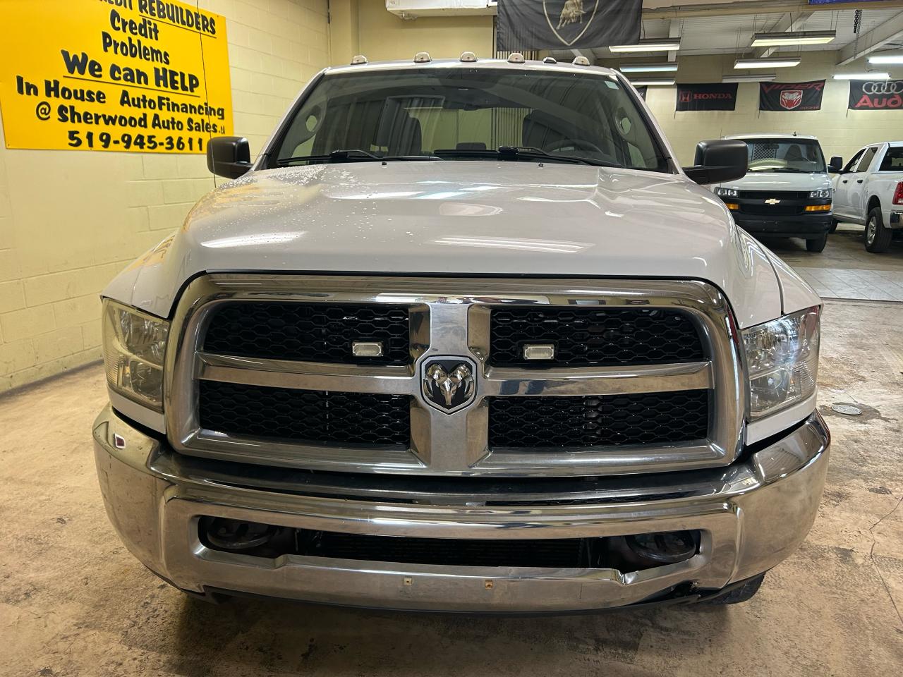 2017 RAM 2500 ST - Photo #3