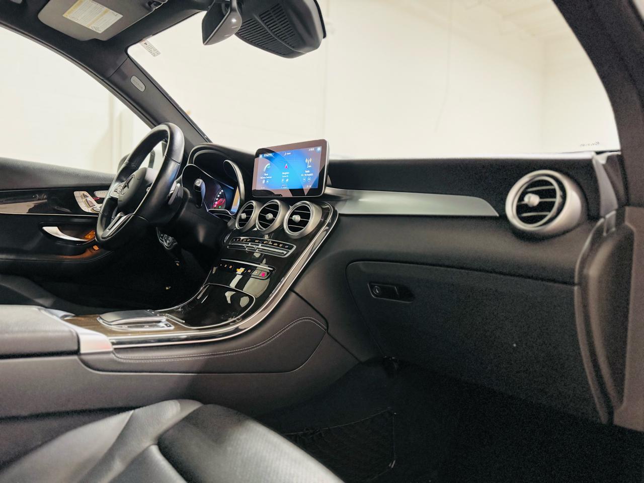2020 Mercedes-Benz GLC 300 GLC 300 - Photo #29