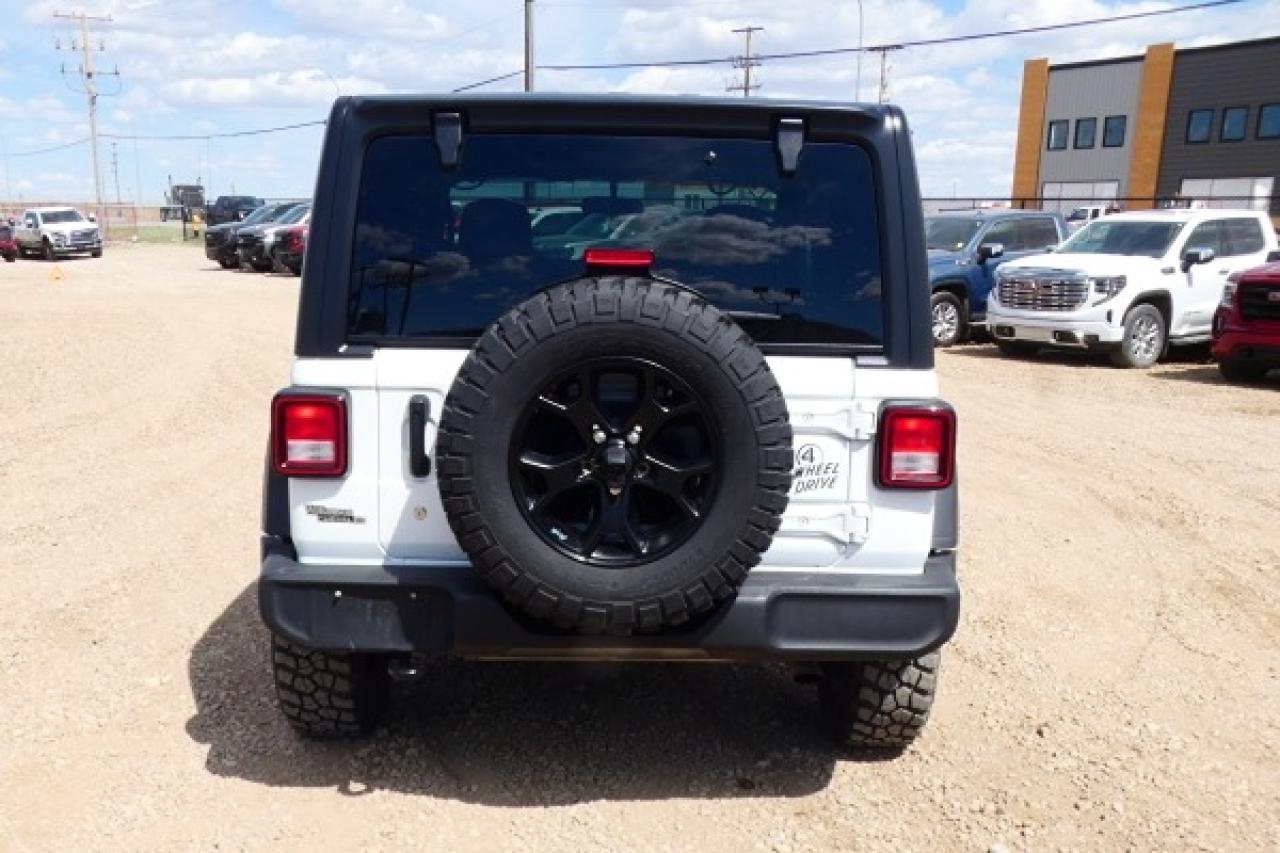 2022 Jeep Wrangler Willys Sport 4x4 6 spd manual w/cloth seats, BUC - Photo #7