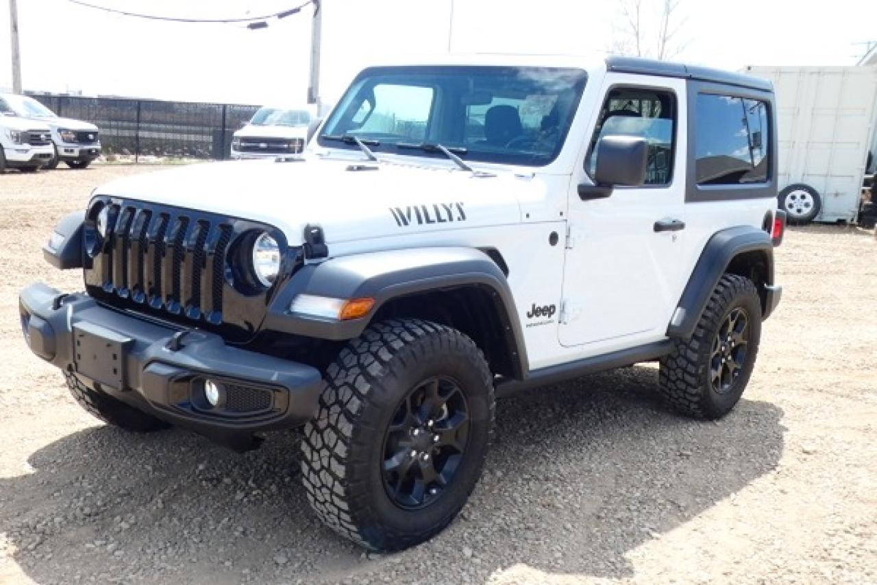 2022 Jeep Wrangler Willys Sport 4x4 6 spd manual w/cloth seats, BUC - Photo #2