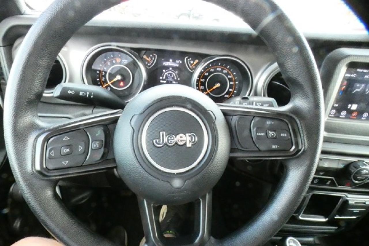 2022 Jeep Wrangler Willys Sport 4x4 6 spd manual w/cloth seats, BUC - Photo #12