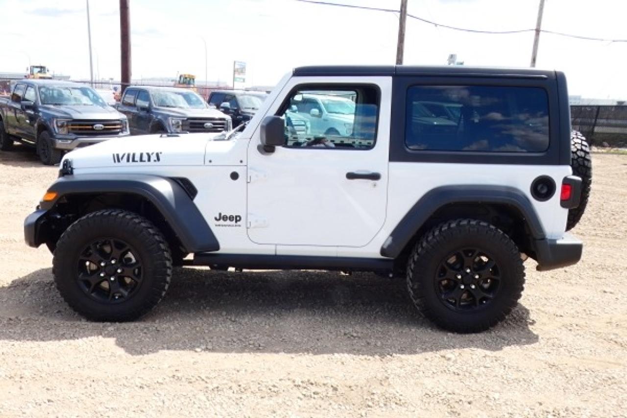 2022 Jeep Wrangler Willys Sport 4x4 6 spd manual w/cloth seats, BUC