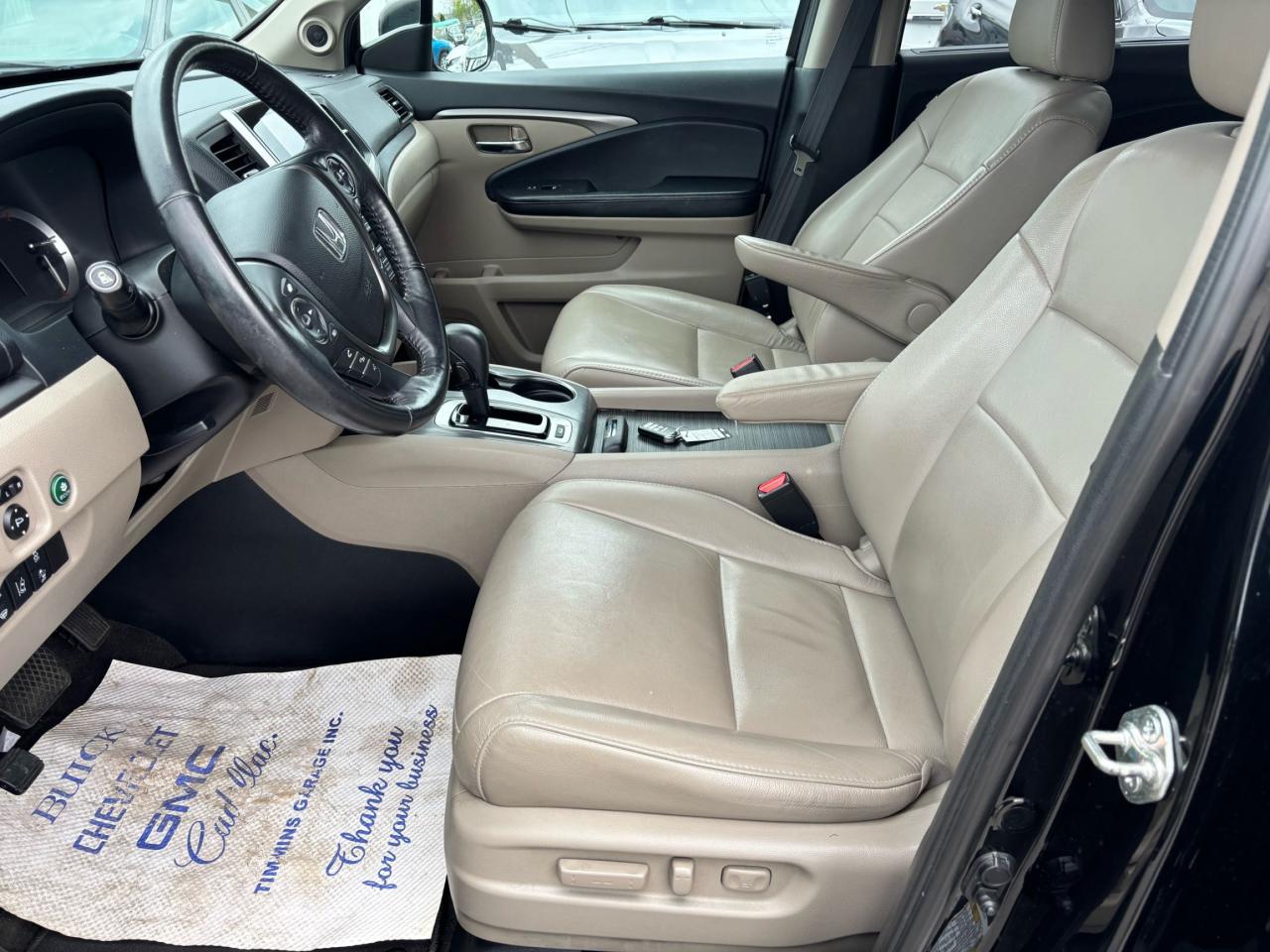 2018 Honda Pilot EX-L, Rear Entertainment, Leather, Sunroof, 8 Pass