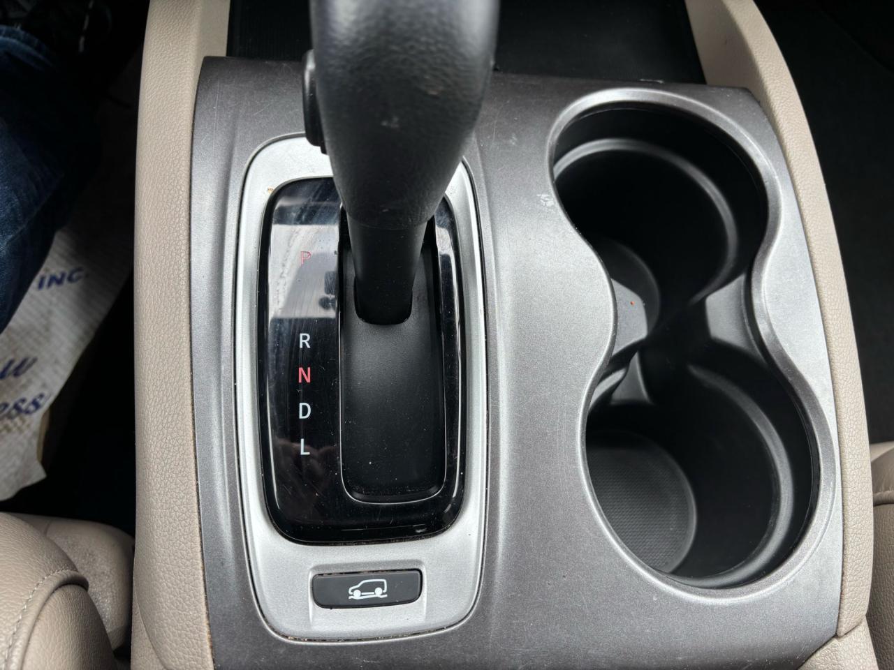 2018 Honda Pilot EX-L, Rear Entertainment, Leather, Sunroof, 8 Pass