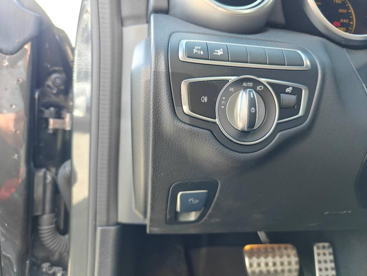 2020 Mercedes-Benz C-Class AMG C 43 - Photo #10