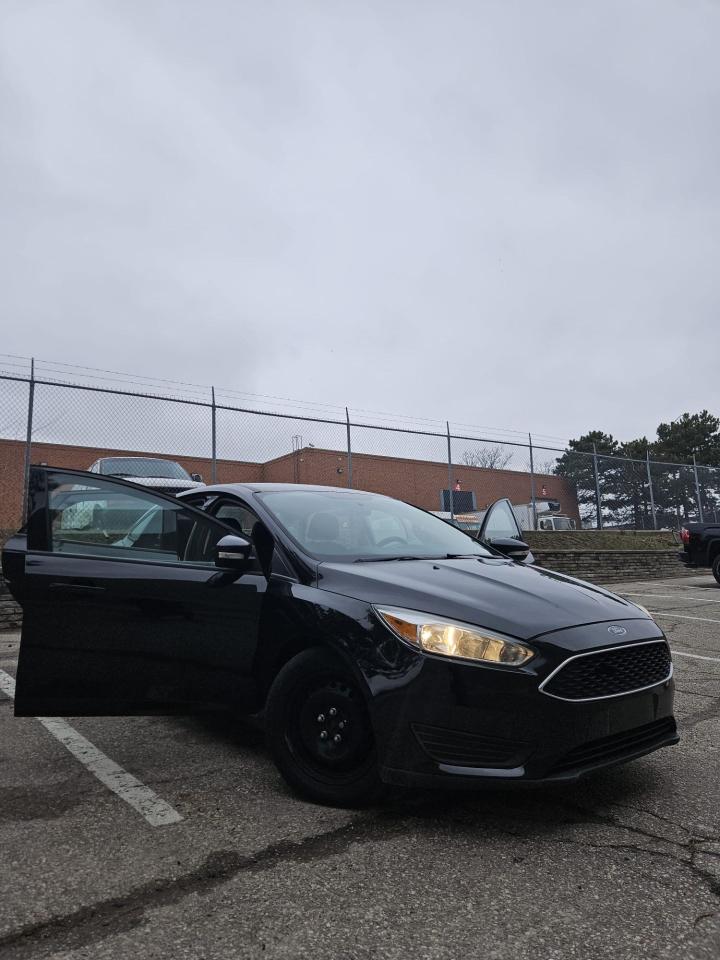 2015 Ford Focus SE - Photo #6