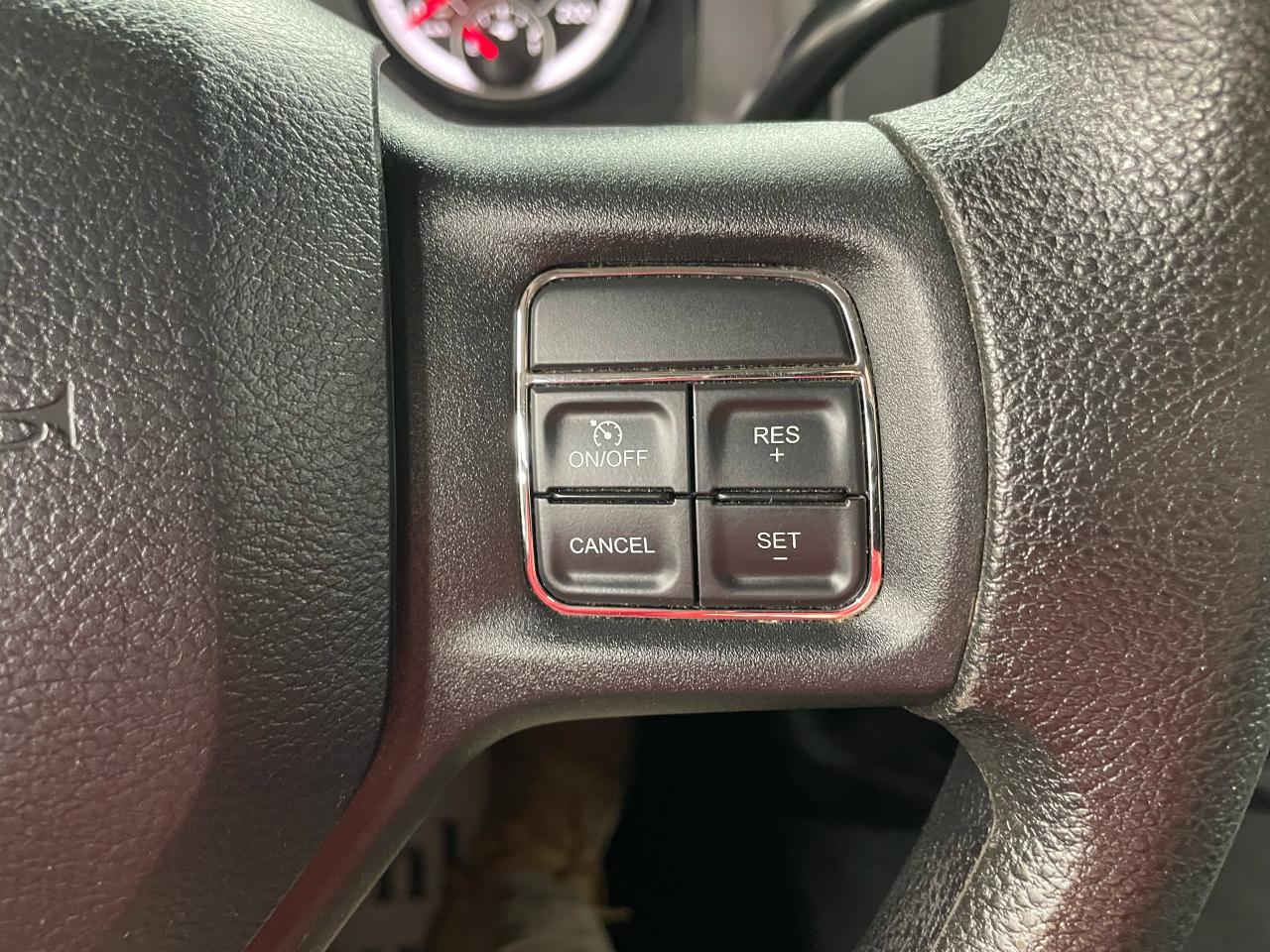 2017 RAM 1500 ST Photo15