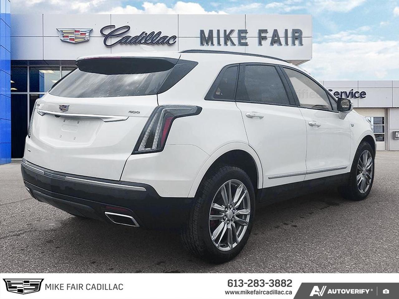 2025 Cadillac XT5 Sport AWD,keyless access,remote start,driver safety alert seat,sunroof,heated front seats Photo4