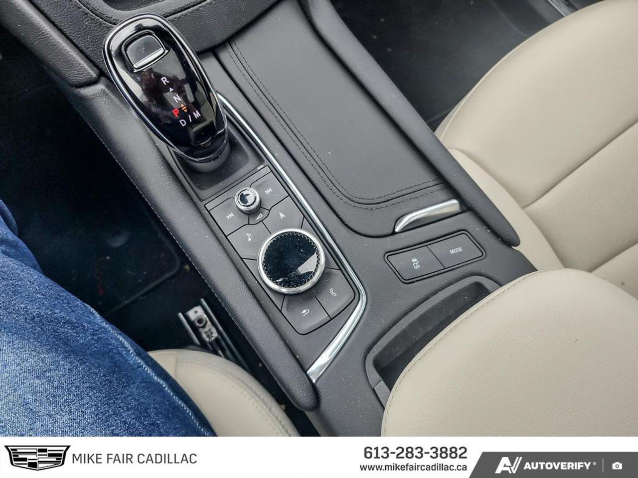 2025 Cadillac XT5 Sport AWD,keyless access,remote start,driver safety alert seat,sunroof,heated front seats Photo