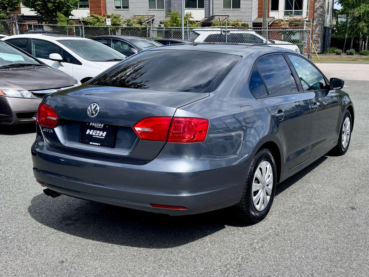 2011 Volkswagen Jetta Trendline+ FINANCING AVAILABLE Photo4