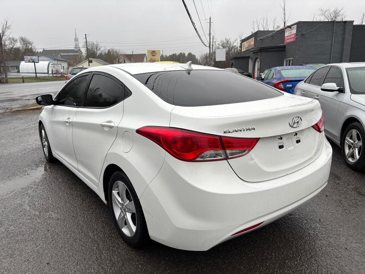 2011 Hyundai Elantra GLS - Photo #7