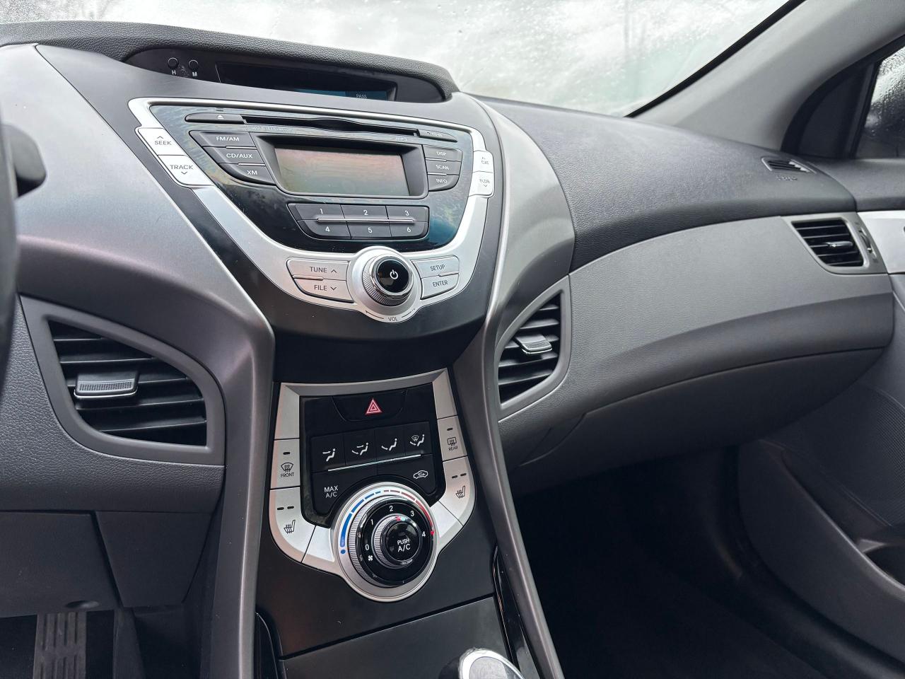2011 Hyundai Elantra GLS - Photo #14