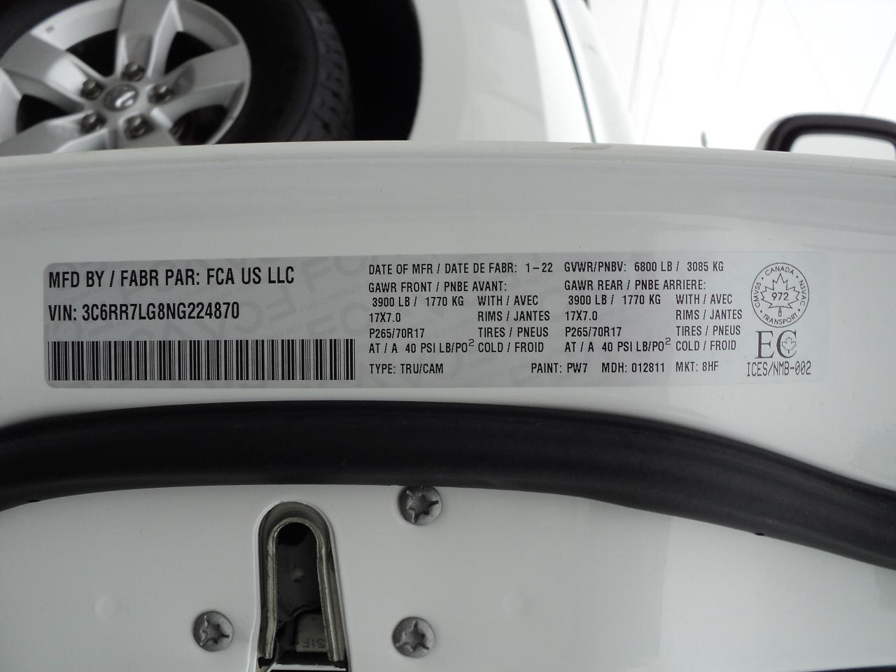2022 RAM 1500 Classic SLT CrewCab4WD 3.6L6cyl5'7"BoxHeatedSeats&Steering - Photo #34