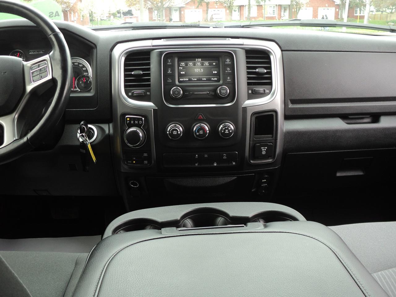 2022 RAM 1500 Classic SLT CrewCab4WD 3.6L6cyl5'7"BoxHeatedSeats&Steering - Photo #14