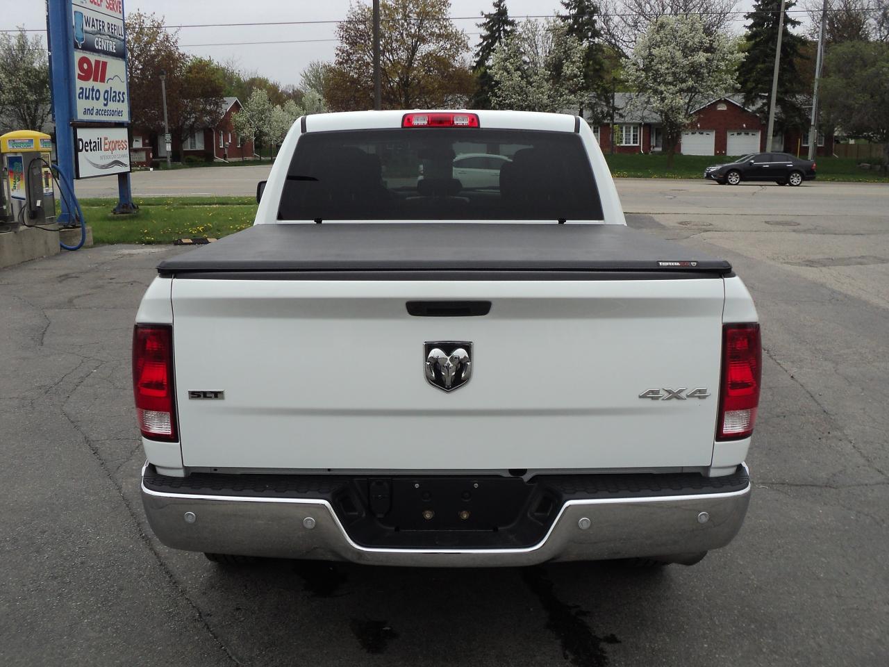 2022 RAM 1500 Classic SLT CrewCab4WD 3.6L6cyl5'7"BoxHeatedSeats&Steering - Photo #7