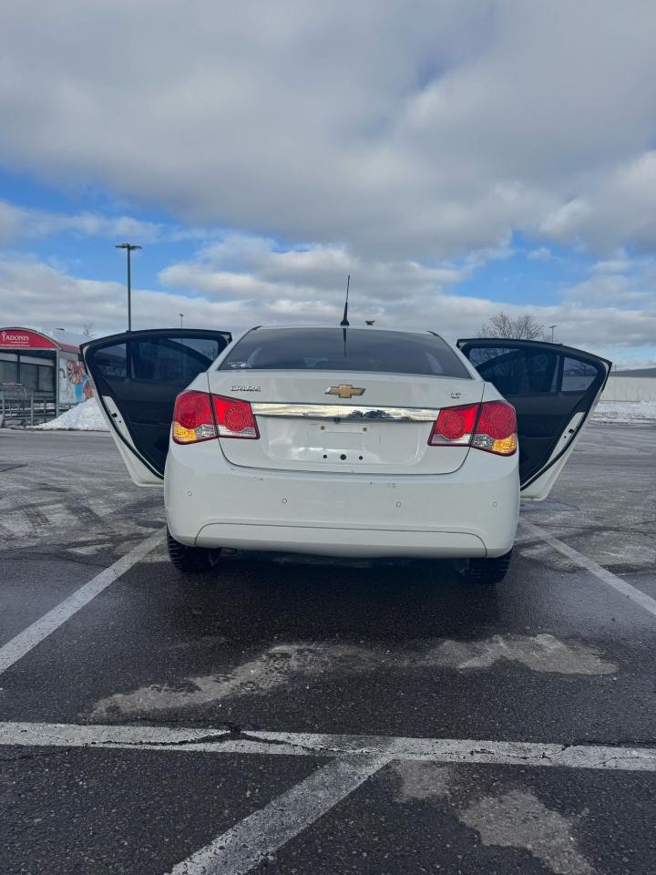 2014 Chevrolet Cruze 2LT - Photo #11