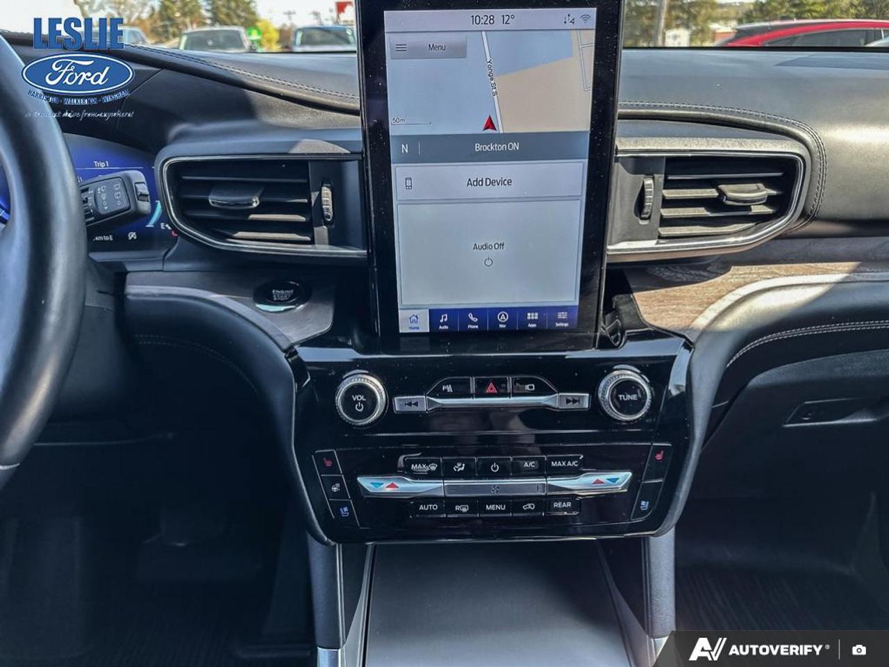 2023 Ford Explorer Platinum 4WD Photo