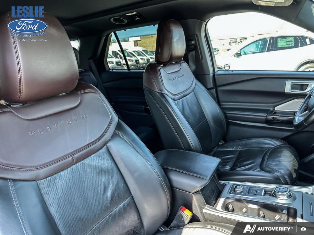 2023 Ford Explorer Platinum 4WD Photo