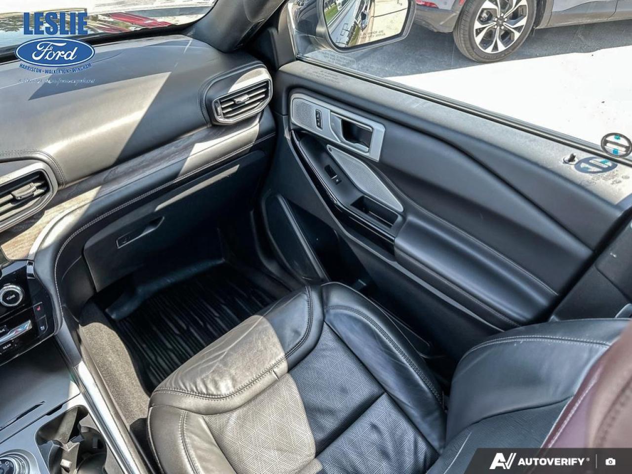 2023 Ford Explorer Platinum 4WD Photo