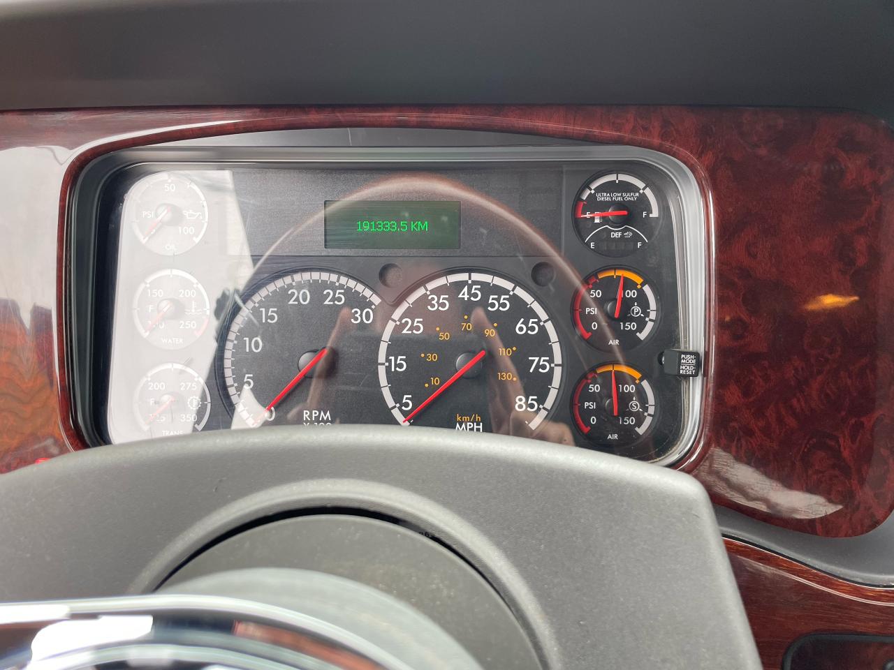 2017 Freightliner M2106 Sport Chasis Photo17