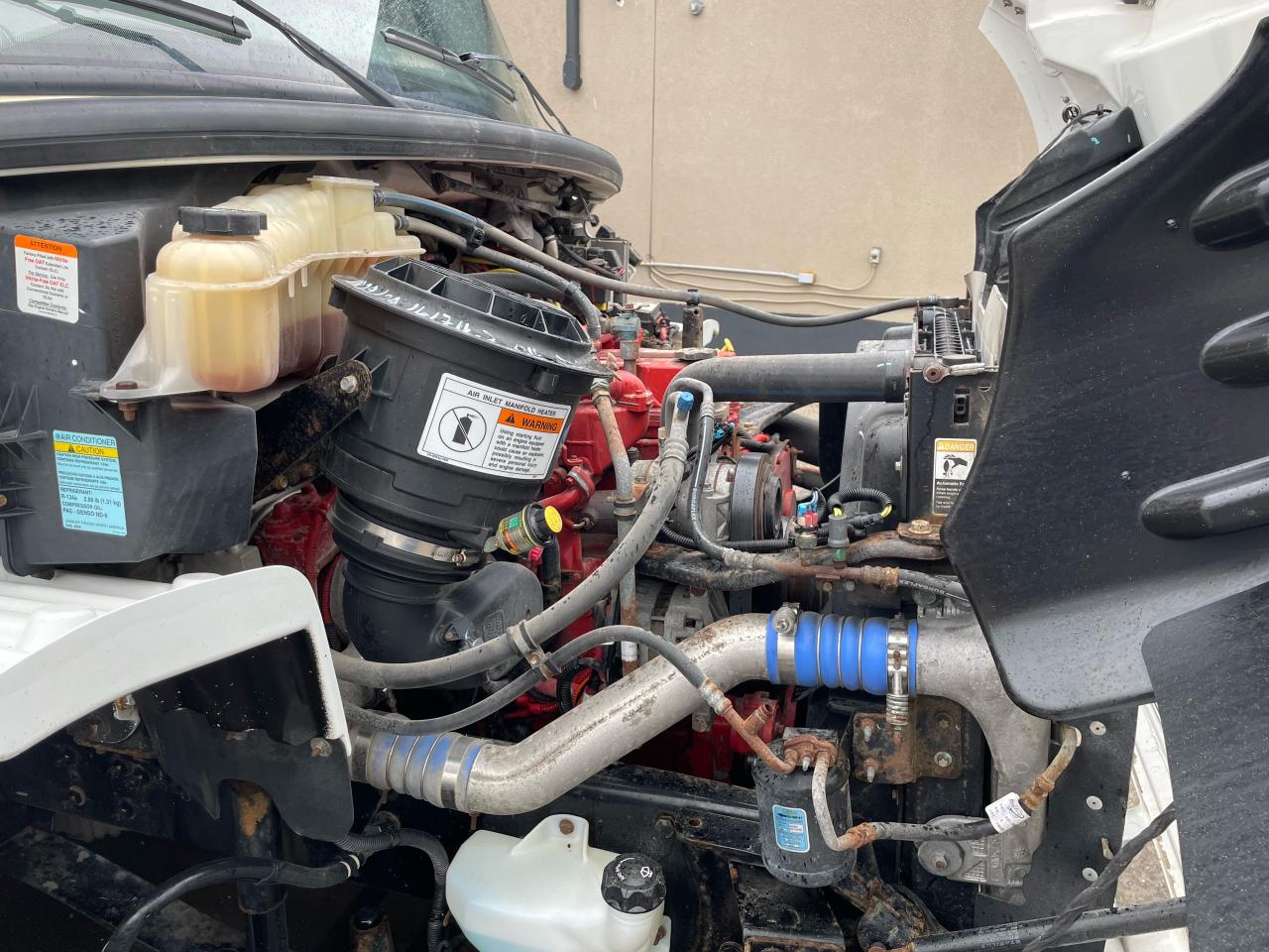 2017 Freightliner M2106 Sport Chasis Photo32