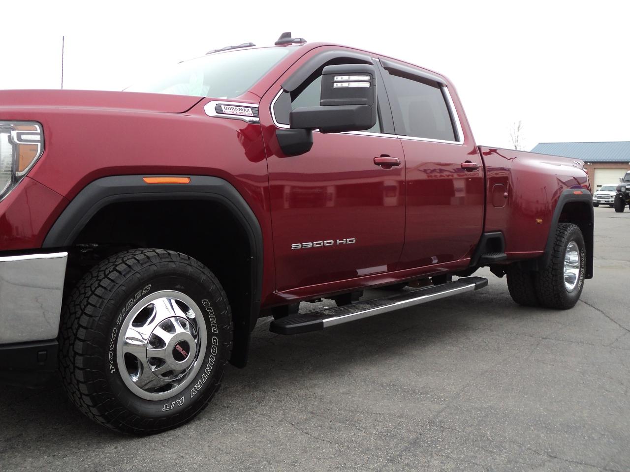 2021 GMC Sierra 3500 HD SLE CrewCab4WD 172"WB 6.6L8cylDiesel DRW 8ftBox - Photo #23
