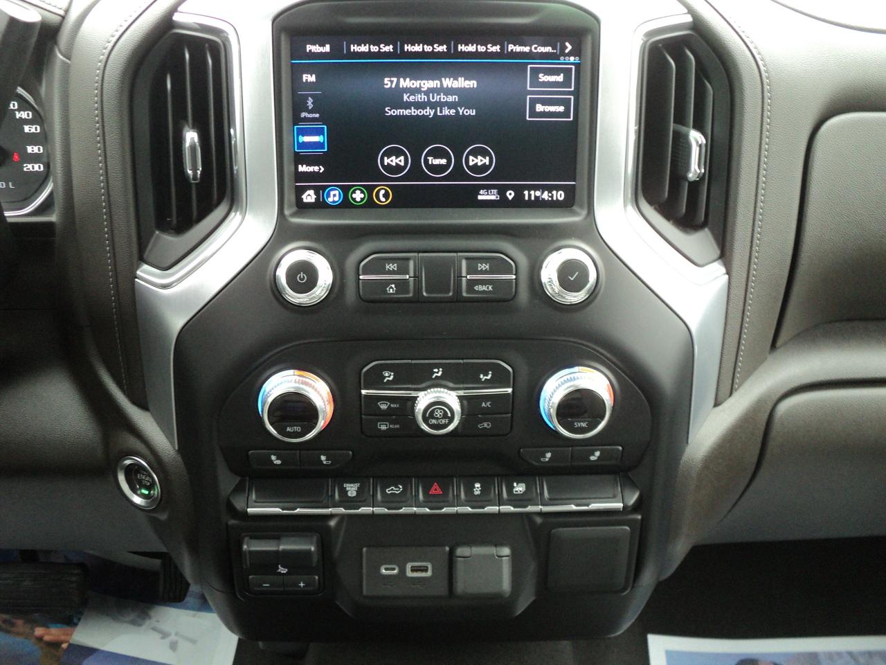 2021 GMC Sierra 3500 HD SLE CrewCab4WD 172"WB 6.6L8cylDiesel DRW 8ftBox - Photo #18