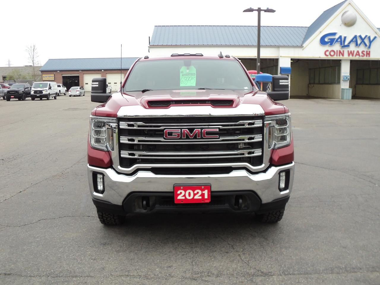 2021 GMC Sierra 3500 HD SLE CrewCab4WD 172"WB 6.6L8cylDiesel DRW 8ftBox - Photo #3
