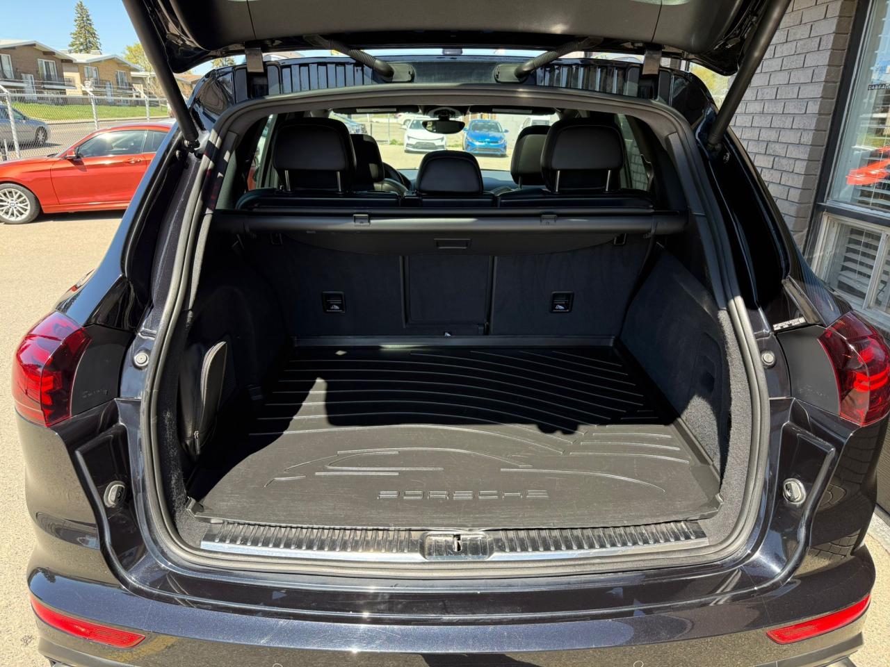 2017 Porsche Cayenne S AWD - Photo #11